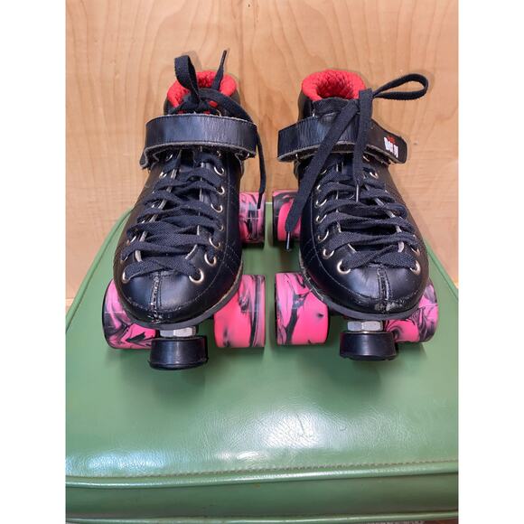 VNLA Renegade Roller Derby Skates - Picture 2 of 12
